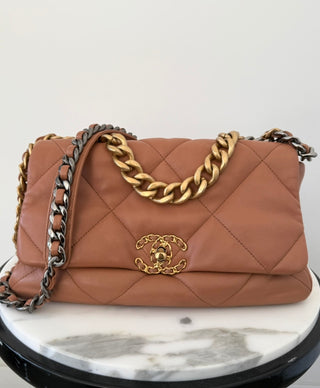 Caramel Medium Chanel 19 Flap Bag w Mixed Hardware   Like New Condition