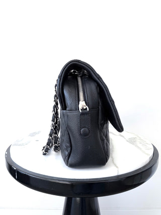 Black Quilted Caviar Jumbo Easy Flap Bag Good Condition