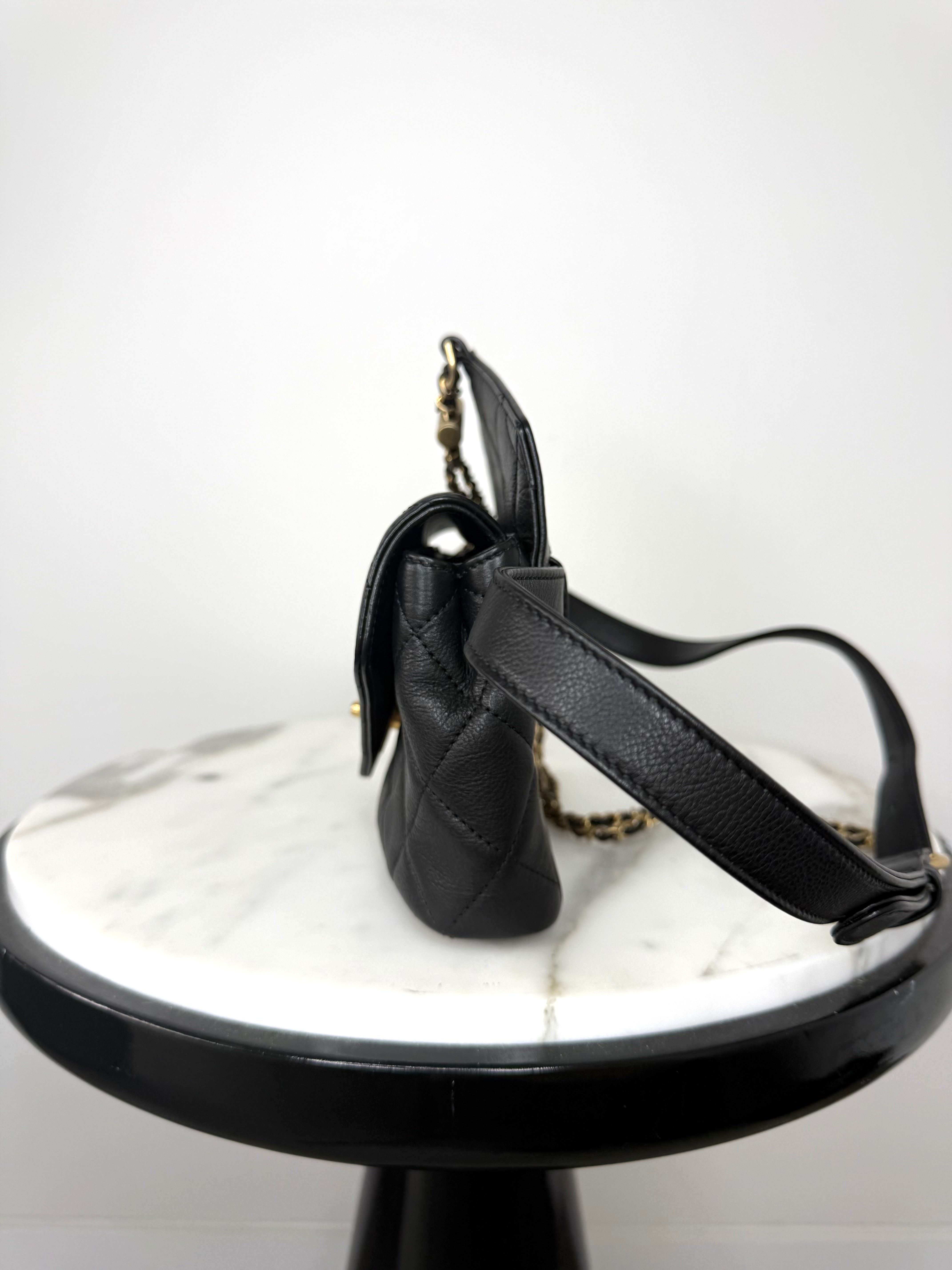 Chanel Black Quilted Calfskin Carry w Chic Flap Waist Bag w Gold Chain Like New Condition