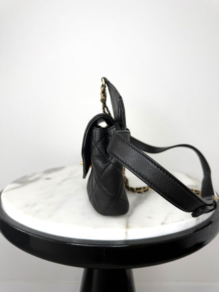 Chanel Black Quilted Calfskin Carry w Chic Flap Waist Bag w Gold Chain Like New Condition