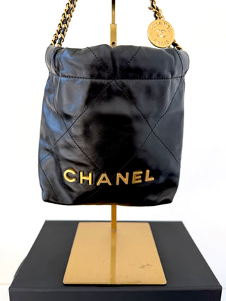 Chanel Black 22 Mini w Gold Hardware Excellent Condition