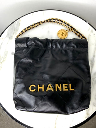 Chanel Black 22 Mini w Gold Hardware Excellent Condition