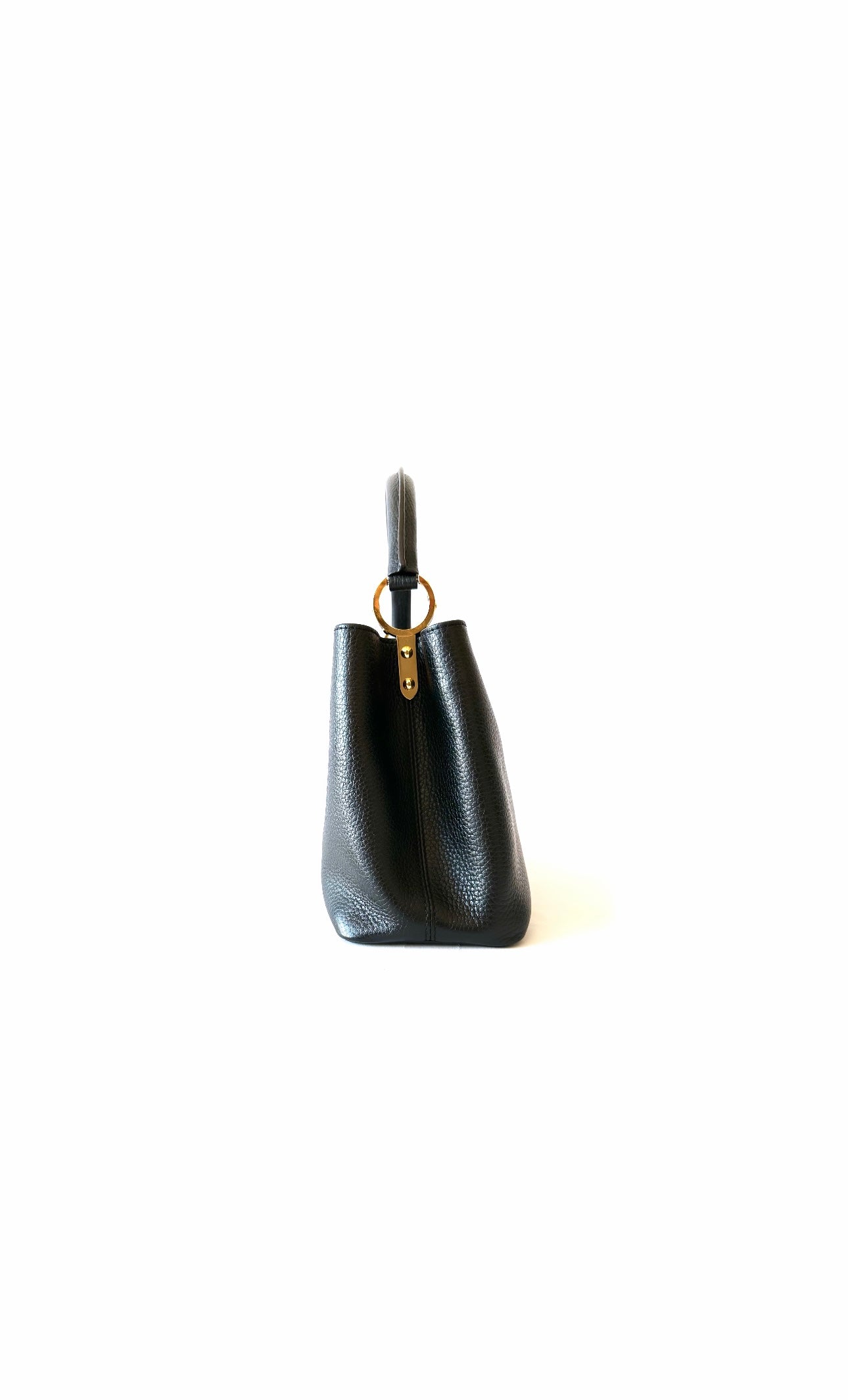 Black Leather Capucines MM 2 Way Bag