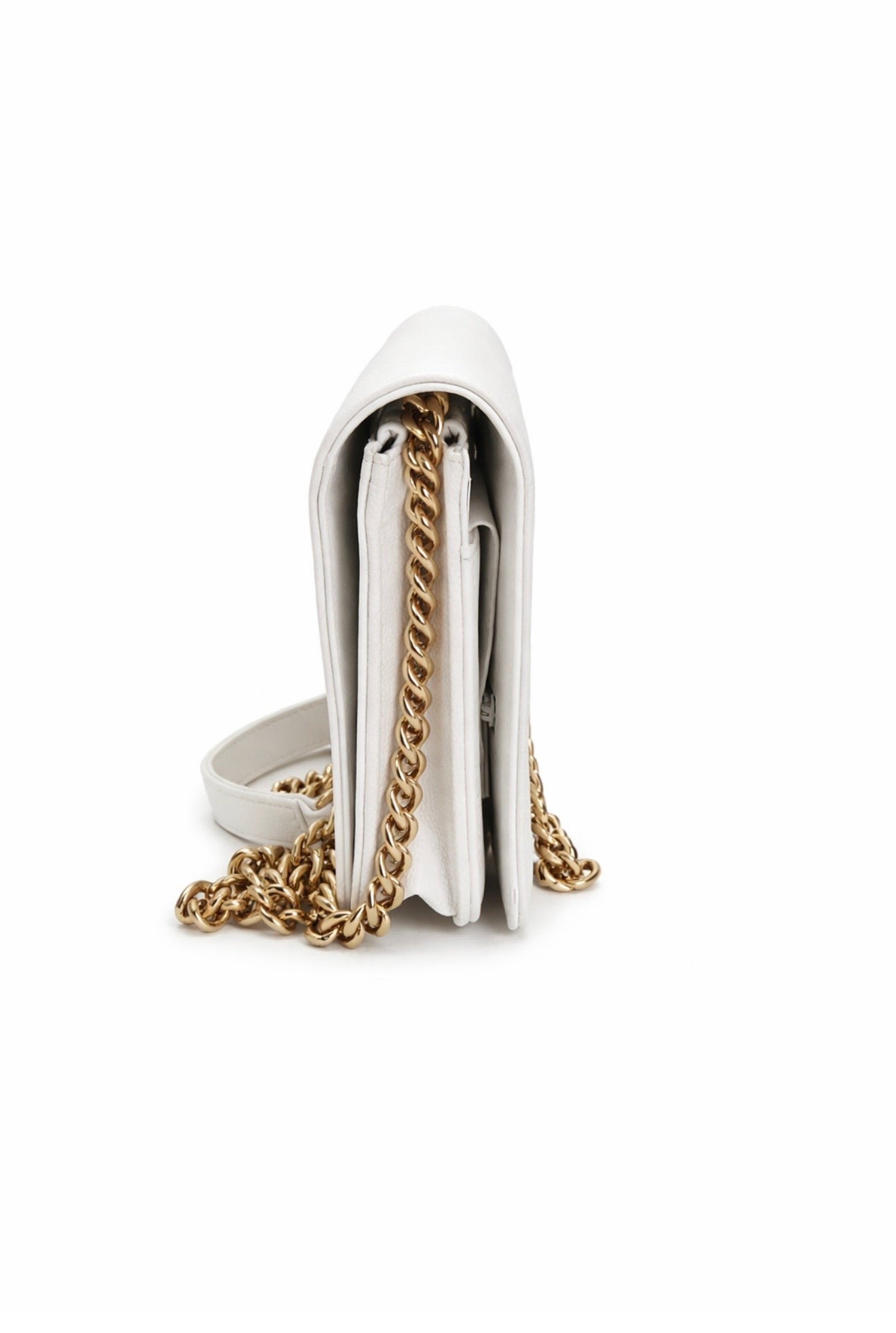 Chanel White Boy Wallet On Chain Like New Condition