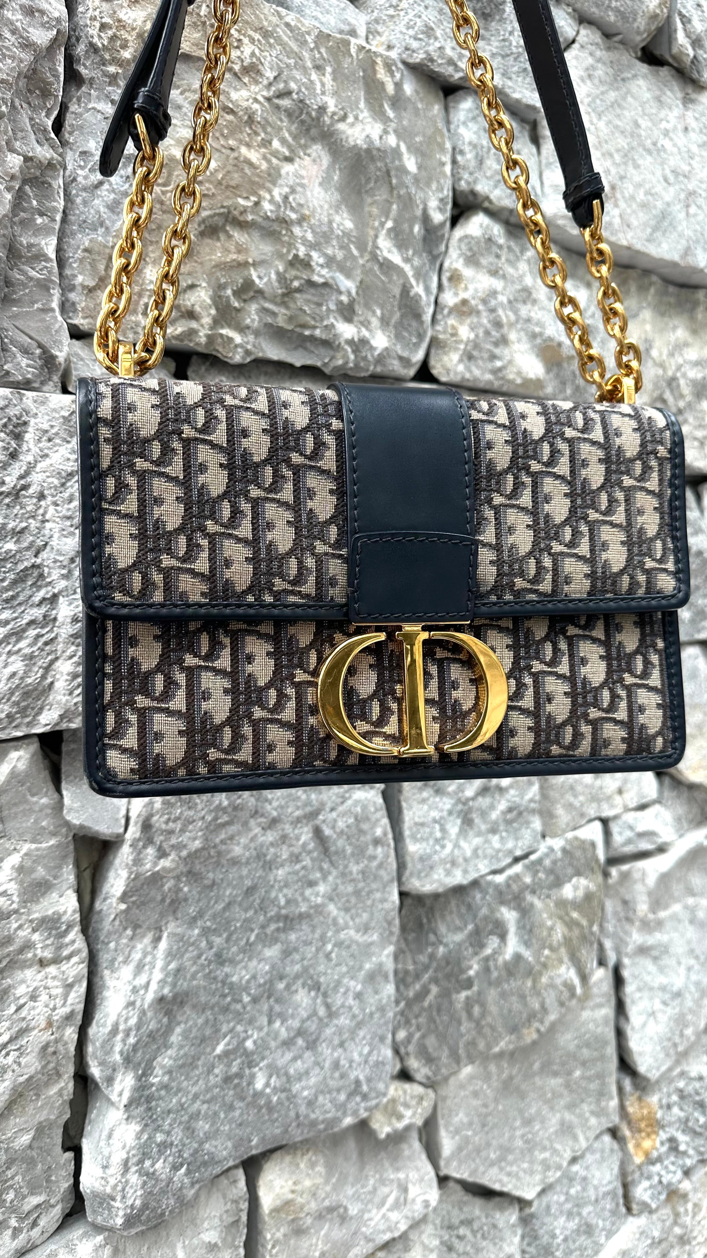 30 Montaigne Blue Dior Oblique Jacquard Chain Bag