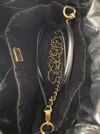 Chanel Black 22 Mini w Gold Hardware Excellent Condition