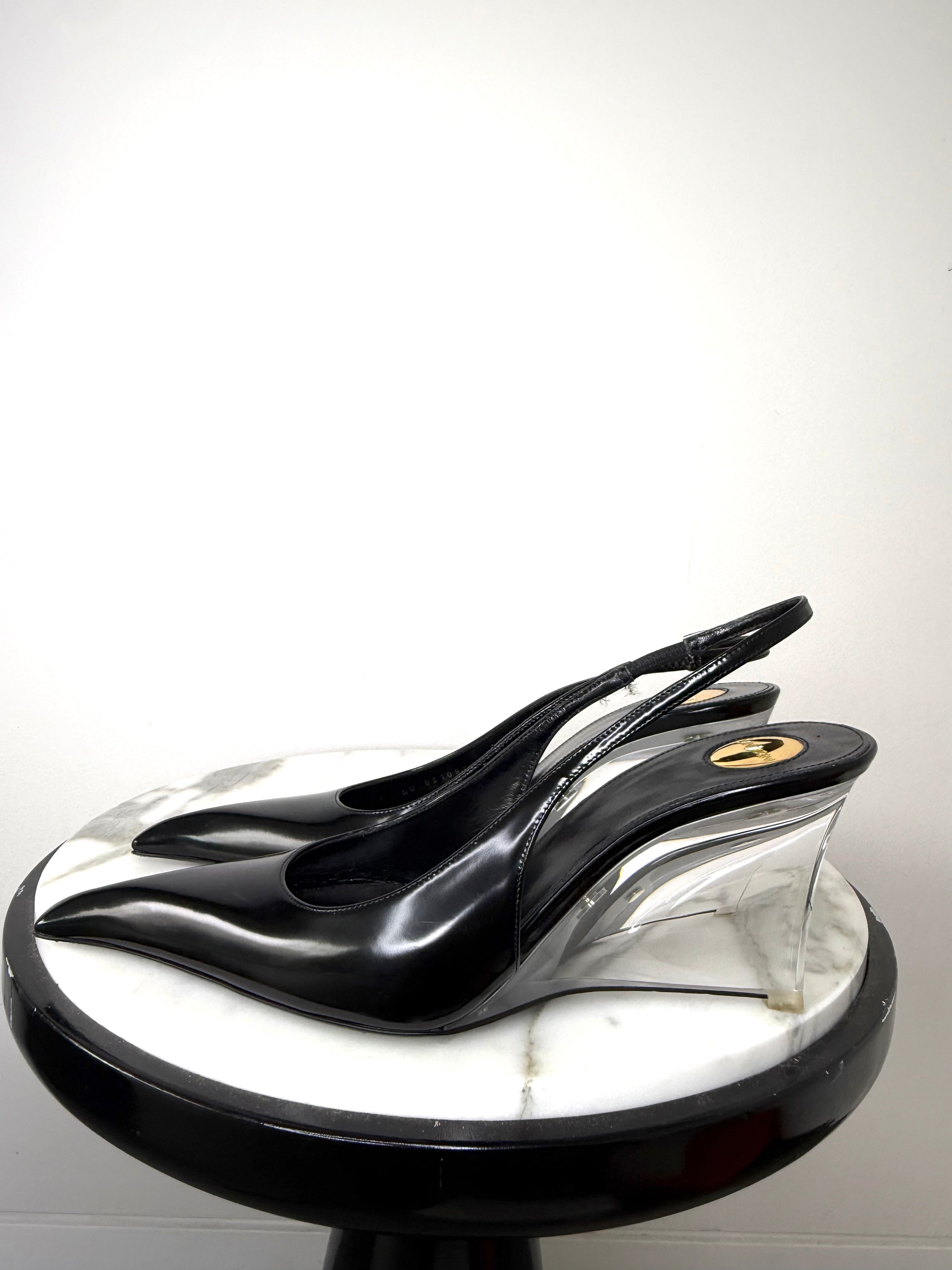 Saint Laurent Black Patent Miller Slingback Pumps Excellent Conditon