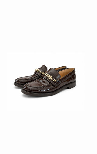 Brown Patent Calfskin Loafers w Gold Chain Letter Logo