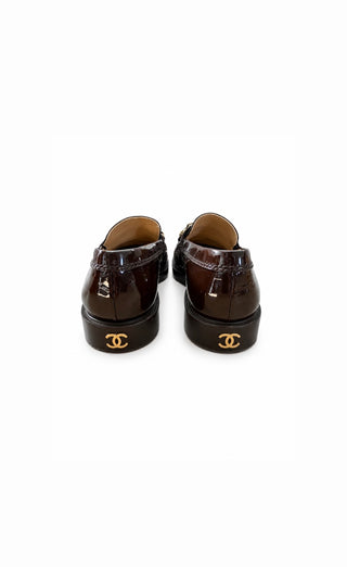 Brown Patent Calfskin Loafers w Gold Chain Letter Logo