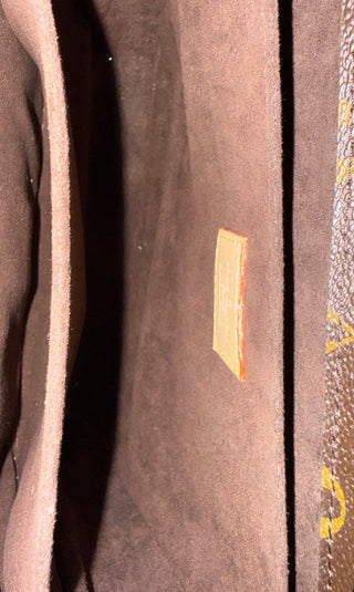 Louis Vuitton Pochette Métis