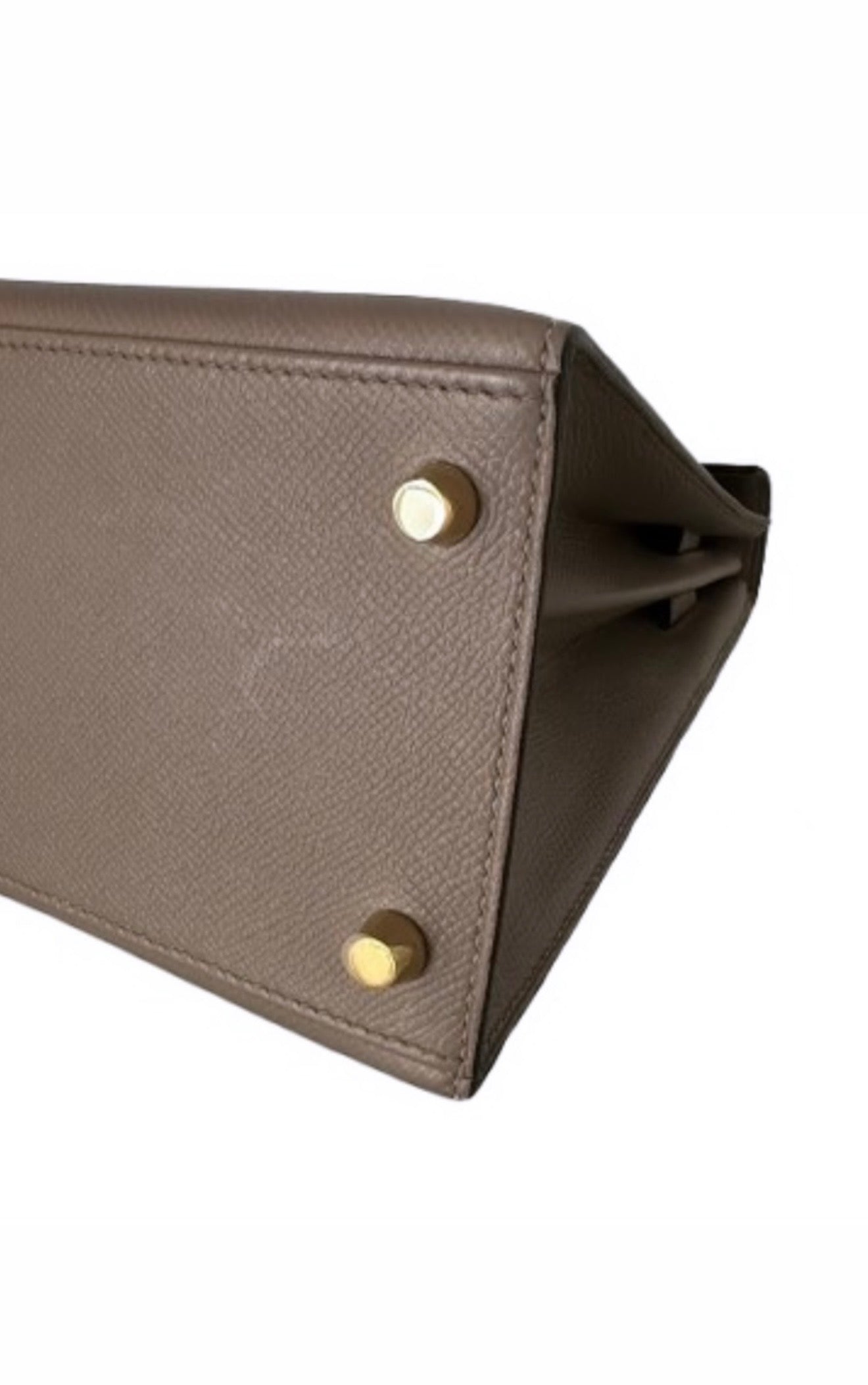 Hermes’ Kelly 28 Gris Asphalt w Gold Hardware