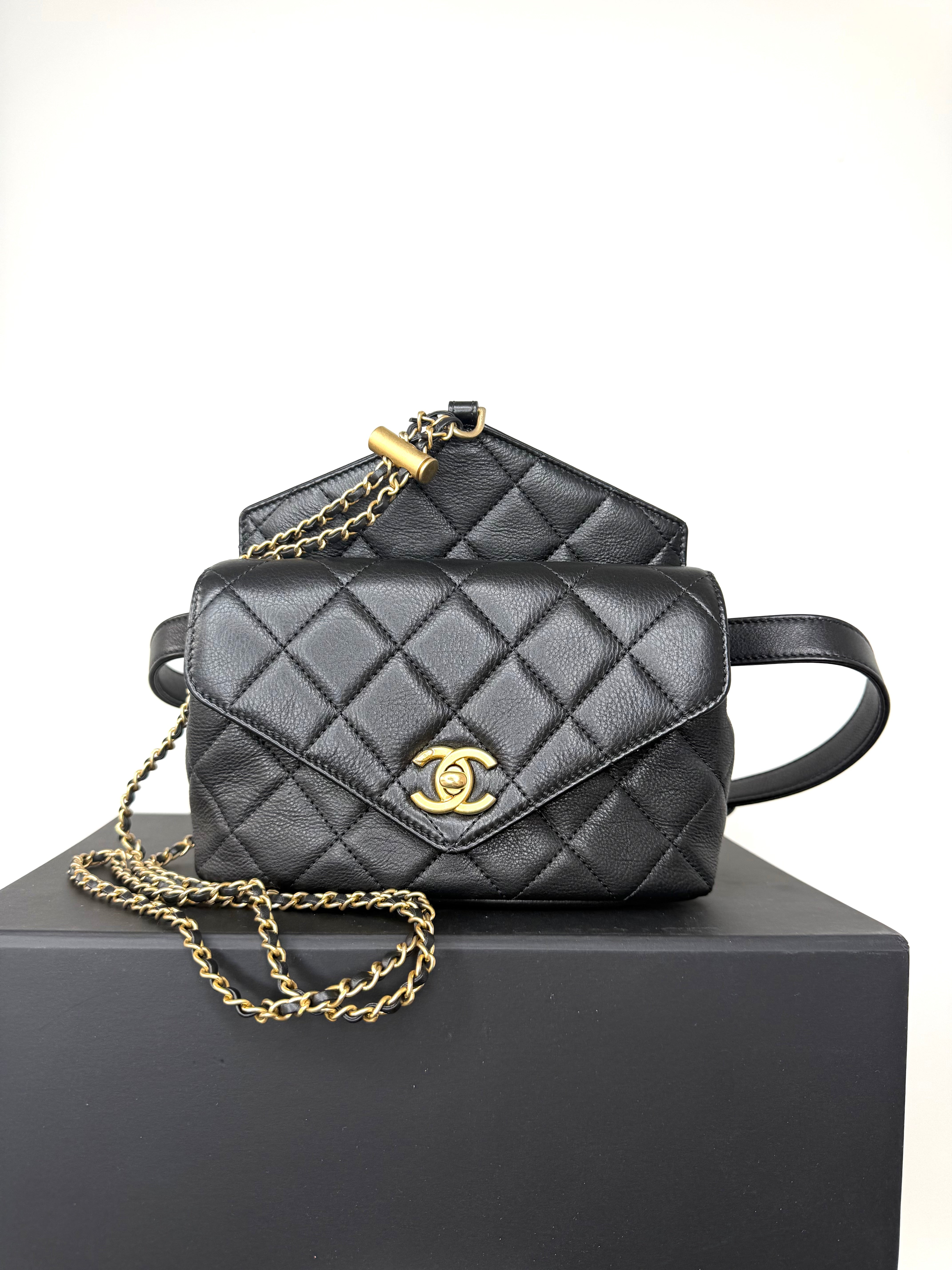 Chanel Black Quilted Calfskin Carry w Chic Flap Waist Bag w Gold Chain Like New Condition