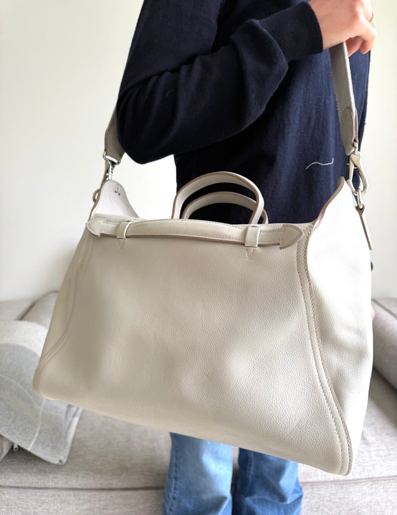 Hermes’ Light Grey Oxer 2 Way Tote Like New Condition