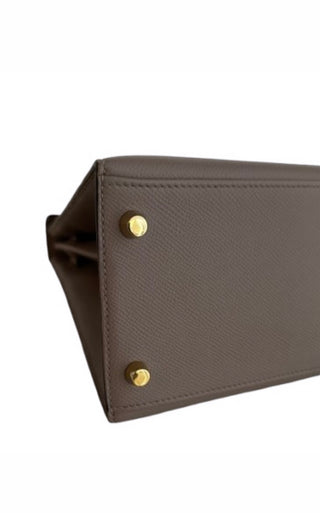 Hermes’ Kelly 28 Gris Asphalt w Gold Hardware